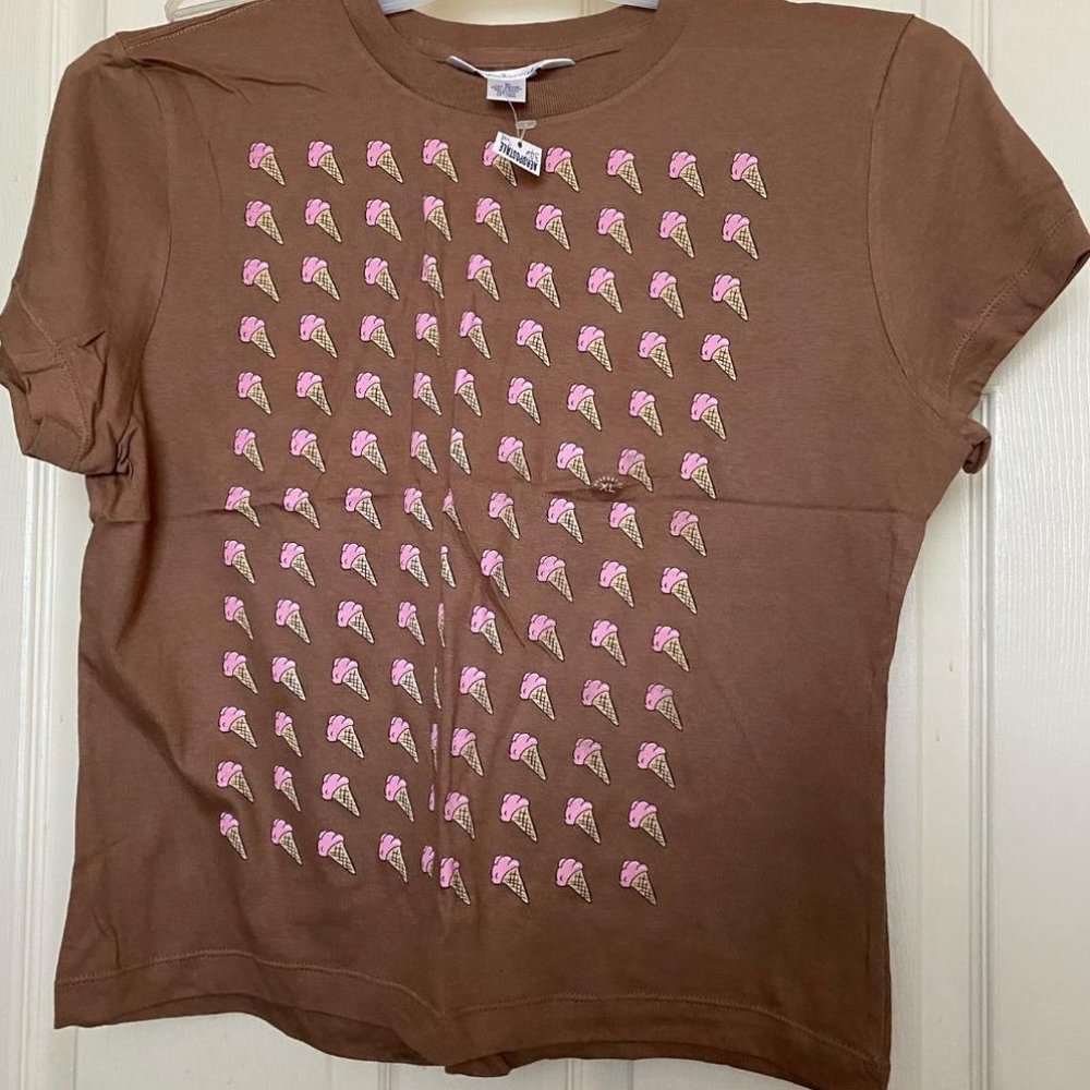 Aeropostale Vintage ice cream cones graphic tee